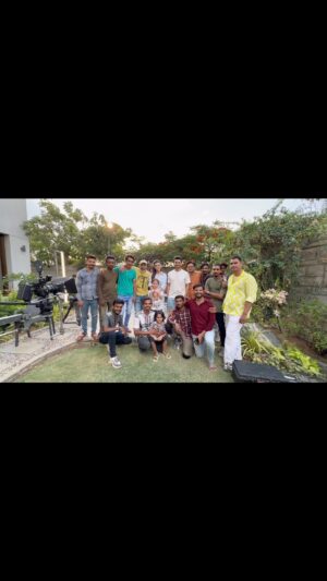 Kiran Haq Instagram - And its a wrap ……
Thanks fr loving hasrat …… lets start a new journey very soon :)