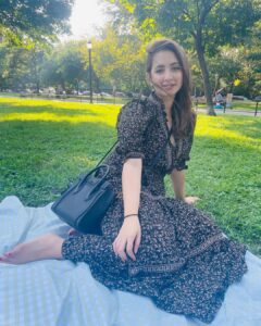 Actress Komal Aziz Khan HD Photos and Wallpapers March 2025
