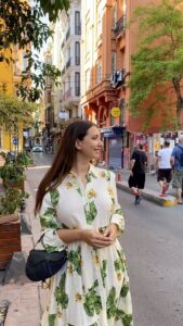 Actress Komal Aziz Khan HD Photos and Wallpapers August 2024