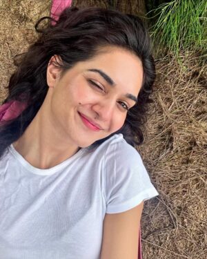 Kritika Singh Yadav Instagram - Lately 🙃