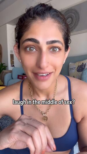 Kubbra Sait Instagram - Go on LAUGH a little 🤏🏽😃
I also have had “little sex”, once in my life… that wasn’t as funny as this joke 😂

#kubbracracksdadjokes #kubbracracksbadjokes 
#kubbrasait #happiness #love #joy #laugh #india #live #joke #little #sex #fun