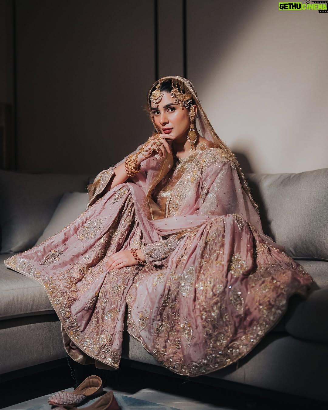 Kubra Khan - 352K Likes - I couldn’t have asked for a prettier jora to get Ruksat off in. @haseensofficial thank you so much for bringjng my vision to life ❤️🥰 You've won my heart 🥰❤️
❤️ @syedsaqlain1 for capturing it in such a beautiful way 🙏🏼🥰