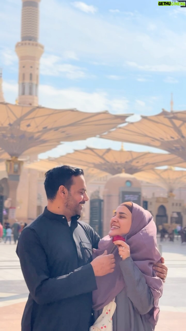 Kubra Khan - 239.4K Likes - Ramzan Mubarak 🌙✨
Lots of Duas,
G&K
🎥 @kashifk.afridi