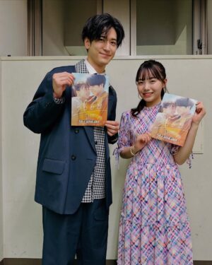 Kurumi Inagaki Instagram - .
映画『366日』
＜嘉陽田琉晴＆陽葵親子＞で、舞台挨拶に登壇させていただきました！
.
昨日は公開からちょうど2ヶ月でした！
本当にたくさんの方が足を運んでくださり
映画館で観ていただいていると聞いております。
皆様のおかげで
こうして嘉陽田親子で登壇する事ができました。
本当にありがとうございます。
.
観に来てくださった皆様にも
中島裕翔さんにも久しぶりにお会いできてとても嬉しかったです。

温かくずっと優しく包まれてている様な感覚で
質問に答えたり、とてもたのしくお話ができました！
.
改めまして嘉陽田陽葵ちゃんに出会え
素晴らしい作品に携わらせていただいた事に幸せを感じ感謝しております。
本当にありがとうございました。
.
.
.
@366movie ではイベントレポートも
ぜひ見ていただきたいです。
.
.
#映画366日 #映画366日をすべての人へ 
#嘉陽田琉晴 #嘉陽田陽葵 #嘉陽田親子　
#中島裕翔 さん #稲垣来泉