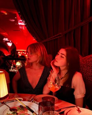 Kylie Rogers Instagram - Birthdays can be awesome sometimes #friendshipismagic