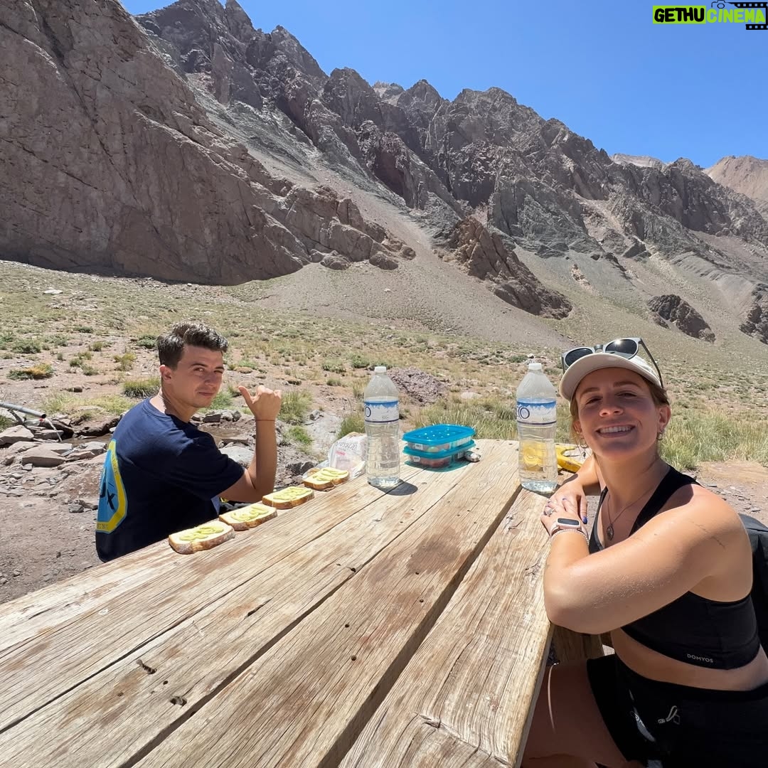Laura Esquivel - 14.6K Likes - 🍷✨ un poco de las hermosas vacaciones.. que fueron hermosas porque las compartí con la persona mas genial del planeta ❤️ @facucedeira