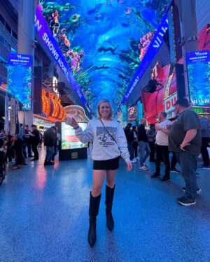 Laura McGoldrick Instagram - Las Vegas 💥 work hard, play hard : play edition.