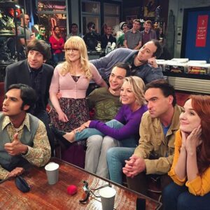 Laura Spencer Instagram - Thanks to the lovely @faye.woods for capturing this photo on set during taping for The 2003 Approximation, which just so happens to be airing tonight! #bigbangtheory