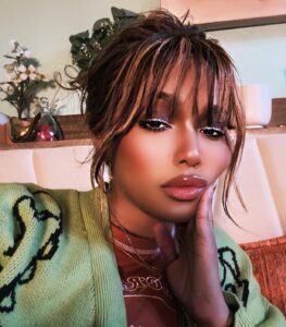 Actress Lauryn McClain HD Photos and Wallpapers August 2025