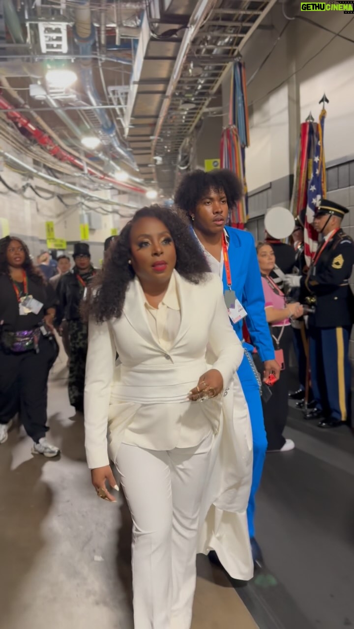 Ledisi - 21.1K Likes - A little BTS for those who said it was a pre-record. NOPE! The mic was on.
@adamblackstone and Rex Rideout was not having it with me.😂 The best sound engineers by the way. Adam had it lit!
Watch the performances on @applemusic and see me live “Love Me Too The Tour” this Spring/Summer www.ledisi.com
🎥 @rontyoung
#ledisi #lovemetoo
