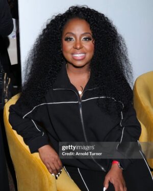 Ledisi Instagram - Thank you for the texts, reposts, posts and the DM’s ALL GOD! This is a lot for a nerdy introvert/extrovert like me. @arnoldshoots caught me tryna hide from press. 😂 The day started singing at 10am. 🙃 I found out how you can donate to help rebuild LA Residents of Altadena! Please if you can Text ALTADENA2025 to 707070 to give to the Altadena Community Preservation Fund.🙏🏾✨Also please support @joyannreid and @thereidout by following and watching the show. Community is everything during this time. I pray the music helps the days feel a little bit better. Hope to see you at a show. Have an awesome week. ✨

- @ledisi 

📷  @rontyoung