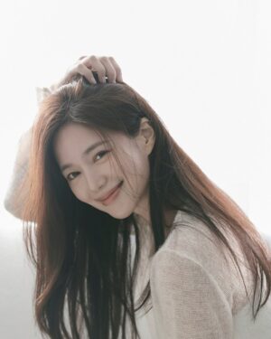 Lee Elijah Instagram - ㅡ🌸