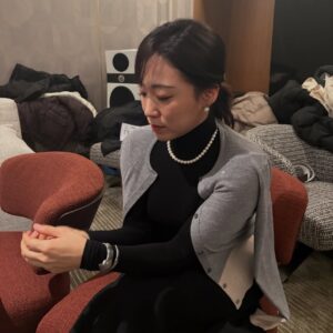 Lee Mi-do Instagram - 설 명절을 시작으로 
두 번의 칠순 
감자의 유치원 졸업
중간중간 촬영
초등 입학준비
이사 준비 
2월이 끝나간다.. 

#붙드러매정신!!