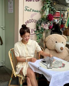 Actress Lee Si-young HD Photos and Wallpapers March 2025
