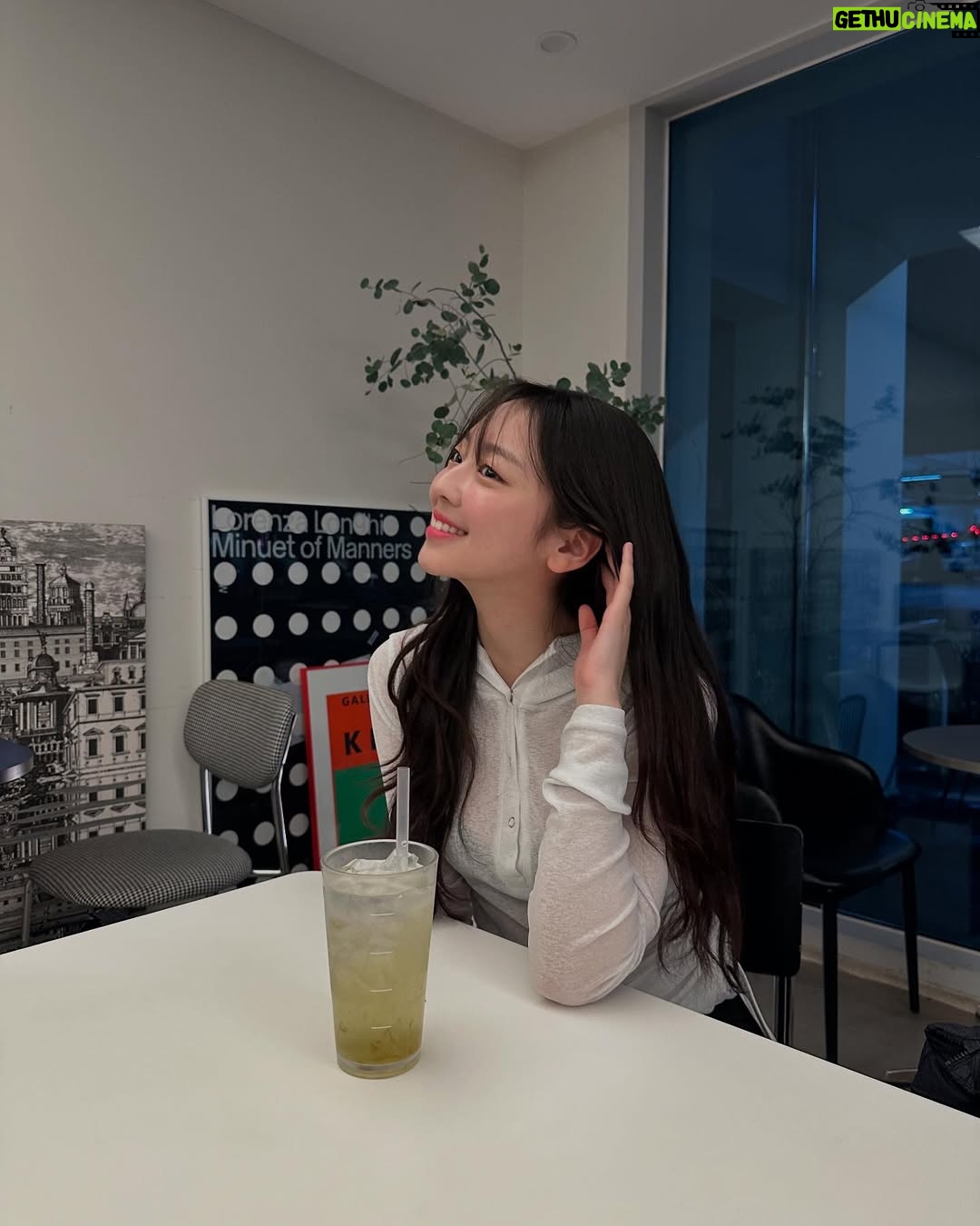 Lee Soo-min - 15K Likes - 아 몰라 못 고르면 다 올리랬어🥺