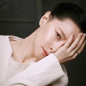 Lee Young-ae Instagram - @louisvuitton 
@allurekorea 
#은수좋은날  #kbs드라마