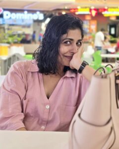 Actress Leona Lishoy HD Photos and Wallpapers August 2025