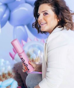 Actress Leonor Seixas HD Photos and Wallpapers April 2025