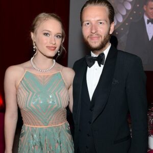 Leven Rambin Instagram - Oscars Memory Lane 🥂 ✨ …I loved attending the Elton John AIDS Foundation party every year in my LA days! Such a wonderful cause and occasion to celebrate…
@ejaf
#oscars
