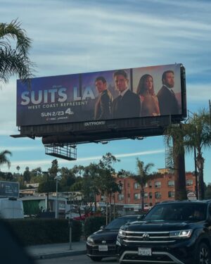 Lex Scott Davis Instagram - Tonight’s the night ! I am truly on a cloud. Can’t wait for you all to fall in love with these characters like we did. 🙏🏽 #SuitsLA TONIGHT 9/8c on @NBC then streaming on @peacock