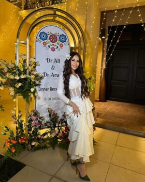 Lila Atrash Instagram - احلى جمعة عند الجميلة قلباً وقالباً الدكتورة اروى والدكتور علي بيتكم عامر دايما ان شاءالله