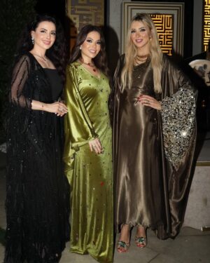 Lila Atrash Instagram - جمعة حلوة من سحور الغالية عقلبي نسرين 💚 

وطبعا عبايتي الحلوة من عند نسرين 😌