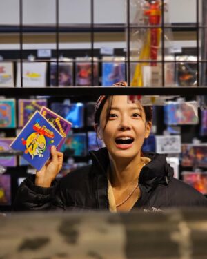 Lim Se-mi Instagram - 딸기랑 염룡이 오늘 서로 알아본대요? 

불안해 … ㄴr는 ㄱr끔 불안을 느낀⊂ト - nㅓ㈛진😳

#그놈은흑염룡