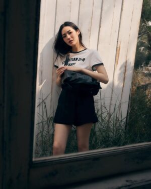 LingLing Sirilak Kwong Instagram - Step into the new season 🖤🤍
@dior 
#DiorDJourney