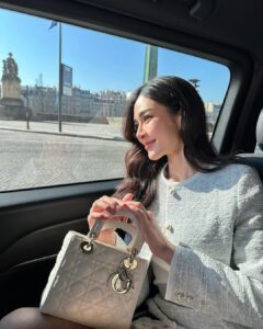 LingLing Sirilak Kwong Most Liked Photos and Posts