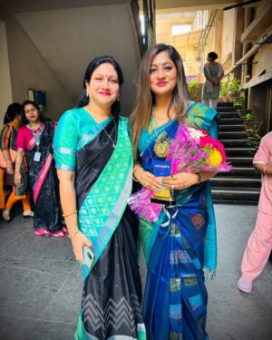 Lipsa Mishra Instagram - Women’s day is all about celebrating grace, strength and resilience 👩, this time I am celebrating this very special day with the entire staff  of #bluewheelhospital .