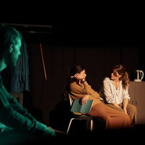 Lis Moreno Instagram - 🔜 D'aquí deu dies torna MALPARIDA!

Després de tres temporades d'èxit, @lamaieuticaprod torna a Barcelona amb aquest relat íntim sobre amistat i maternitat. Una denúncia a la violència obstètrica amb text de @la_malavera i direcció d'@_angela_palacios.

💥 Nou úniques funcions! Amb conversa postfunció el 2 de març.

🎟️ Entrades a espaitexas.cat