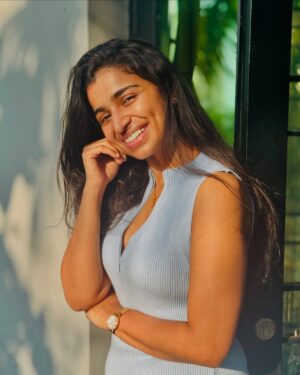 Lisha Chinnu Instagram - A little self belief can change a lot of things for the best ! 🦋🌞🌻!