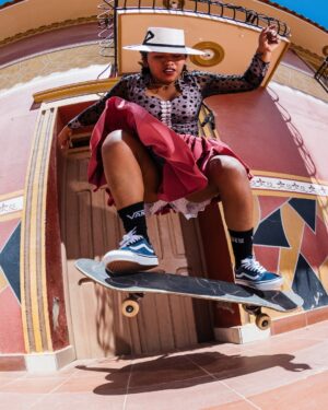 Lizzie Armanto Instagram - @lizziearmanto went down to Cochabamba, Bolivia to spend time with the @ImillaSkate crew, an indigenous skate collective redefining tradition. Wearing polleras and sombreros vallunos, they bring pride, style, and culture to the skate scene. More to come this month from this exciting project!

Photos by: @lapir0