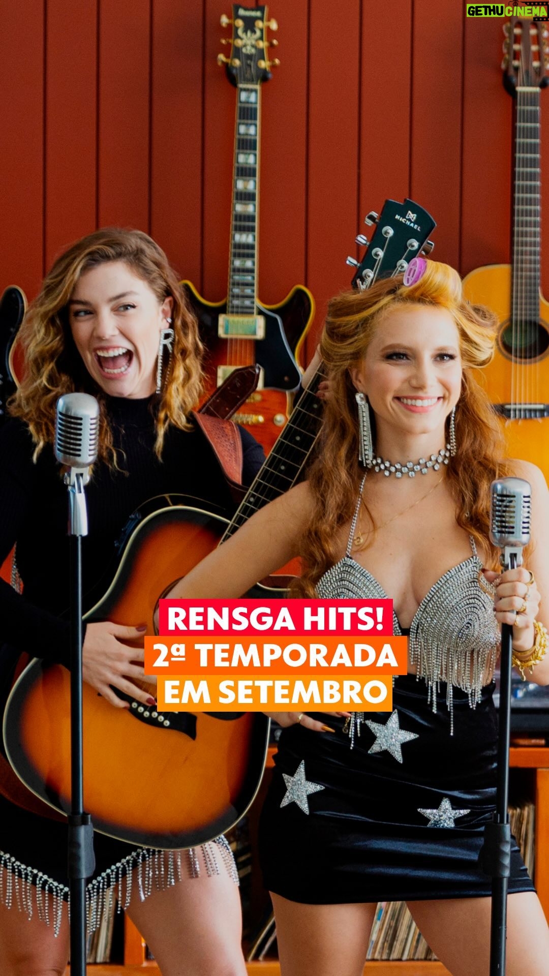 Lorena Comparato - 6.3K Likes - Prepara a bota, a fivela e o chapéu que a 2ª temporada de #RensgaHits🎵 chega por aqui em setembro!
#PraTodosVerem:
Teaser da 2ª temporada da série Rensga Hits! com cenas de Raíssa e Glaucia, interpretadas por Alice Wegmann e Lorena Comparato.