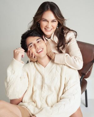 Luna Maya Instagram - My Valentine💖

#STARRING @lunamaya @bouttier_maxime

Photographer @winstongomez #winstongomez 
Mua @bubahalfian 
Stylist @carolinemeliala 
Hair @yezhadjohair 
Studio @11.11studiojakarta 
Outfit @coach @kanmogroup.fashion 
Cc @novarossa211 @denaaalrizky 

#LunaMaya #MaximeBouttier