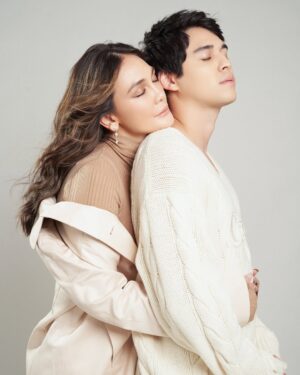 Luna Maya Instagram - My Valentine💖

#STARRING @lunamaya @bouttier_maxime

Photographer @winstongomez #winstongomez 
Mua @bubahalfian 
Stylist @carolinemeliala 
Hair @yezhadjohair 
Studio @11.11studiojakarta 
Outfit @coach @kanmogroup.fashion 
Cc @novarossa211 @denaaalrizky 

#LunaMaya #MaximeBouttier