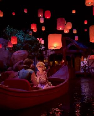 Lyodra Instagram - Disney seaaaa 🐚🧜‍♀️🏰 ✨💛