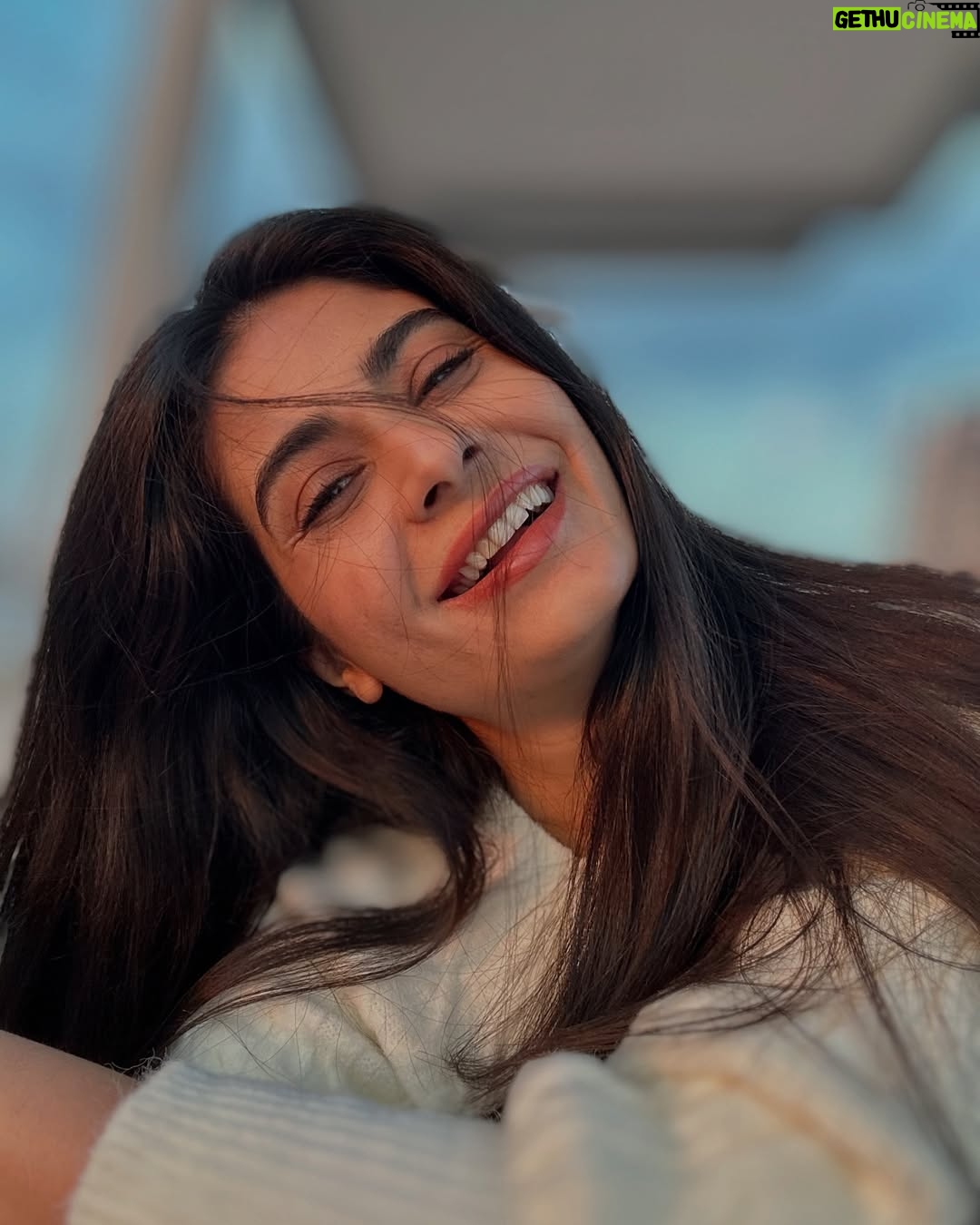 Madiha Iftikhar - 1.5K Likes - No filter, no edit
as natural , as candid
#madihaiftikhar #candid #nofilter #natural #noedit #post #shots #insta #instagood #pic #pictures #picoftheday #lookoftheday #lotd #naturephotography #selfie #fyp #fypage #fypage