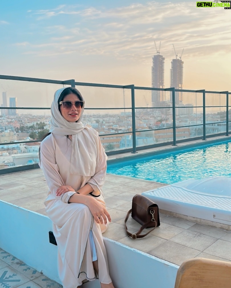 Madiha Iftikhar - 1K Likes - Jumma Mubarak 💕
#madihaiftikhar #pictureoftheday #day #jeddah #travelingram #traveler #saudia #saudiaarabia🇸🇦 #fy #fypシ゚