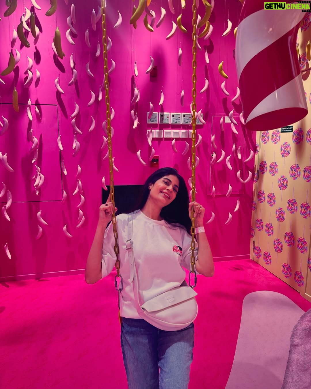 Madiha Iftikhar - 514 Likes - Experienced this new place in town 🍭🍭
Do you wanna know this spot???