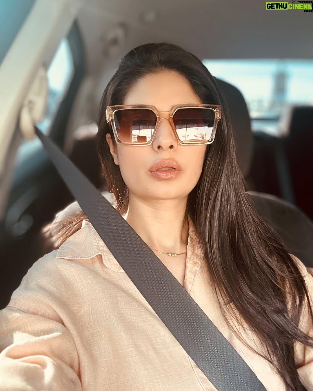 Madiha Iftikhar - 650 Likes - Today’s a good day to have a good day 🤪
#madihaftikhar #outing #couples #husband #malloftheemirates🇦🇪 #dubaï #dubai #uaelife #uae #roadtrip #goodday #day #enjoy #lifestyle #lifeisbeautiful #lifegoals