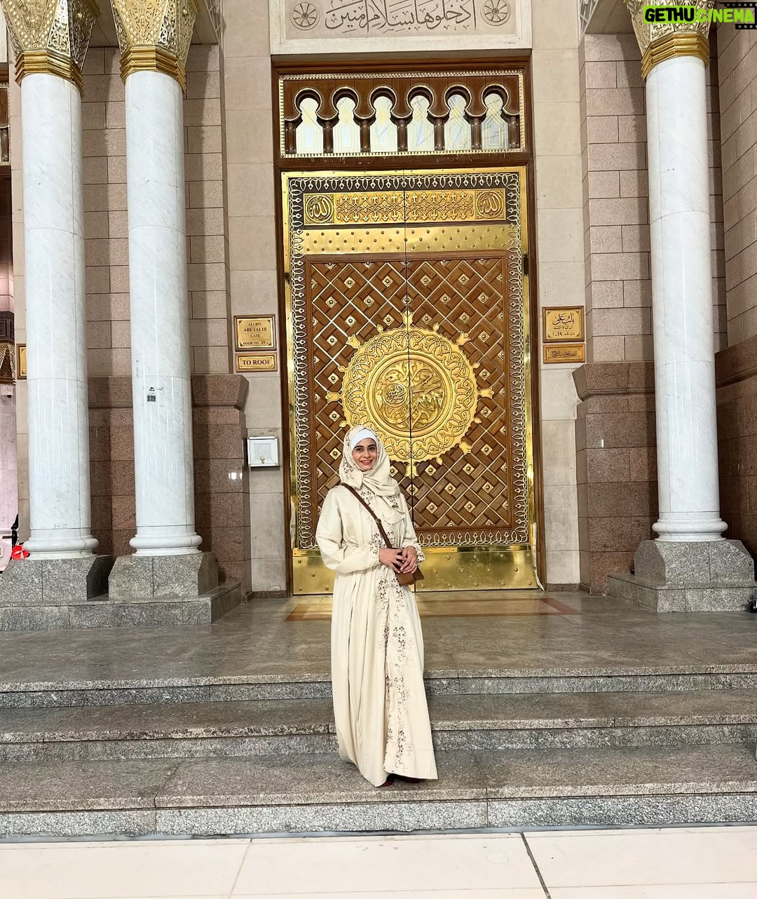 Madiha Iftikhar - 3.1K Likes - 💚💚
#madihaiftikhar #saudiarabia #madinah #ramadan #ramadannights #madinamunawara #islam #fasting #nightsinmadinah