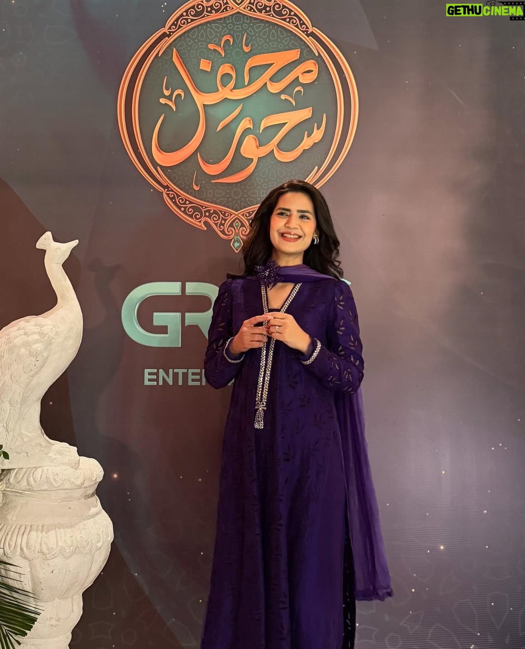 Madiha Imam - 3.8K Likes - 💫⭐️
.
.
.
Styled by: @rababhassanofficial
Wardrobe: @farahtalibaziz
Jewel: @allurebymht