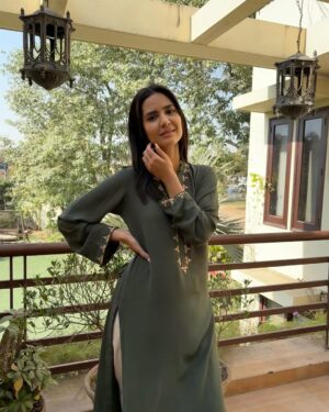 Madiha Imam Instagram - January was such 🎬