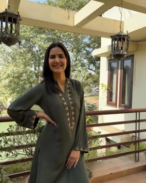 Madiha Imam Instagram - January was such 🎬