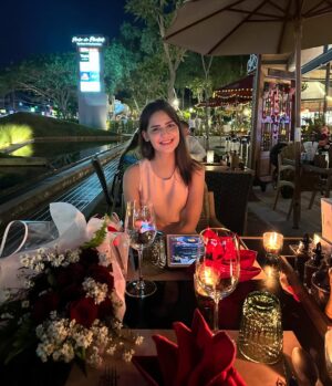 Madiha Imam Instagram - Here and there 😏