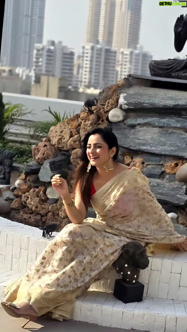 Madirakshi Mundle - 31.8K Likes - हर राह एक नई कहानी लिखेगी...
#SareeLove #SareeStyle #SareeFashion #IndianSaree #SareeGoals #SareeInspiration #SareeLovers #SareeObsessed #SpringVibes #SummerFashion #WinterWonderland #AutumnLeaves #SeasonalStyle #WeatherInspired #NatureLovers #SeasonalFashion #TuesdayTips #TuesdayTrivia #TuesdayVibes #TuesdayMotivation #TuesdayInspiration #TuesdayQuotes #TuesdayFashion #TuesdayStyle #InstagramFashion #InstagramStyle