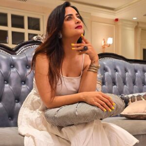 Madirakshi Mundle Instagram - Your uniqueness is what makes you special, 
and that is beautiful ❤️ 

#bethereasonsomeonesmiles