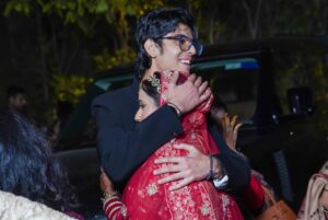 Maera Mishra Instagram - This is the moment when even the one made of steel loses all the strength! 
Toughest part!🥺
#vidai #bidaai #love #affection #family