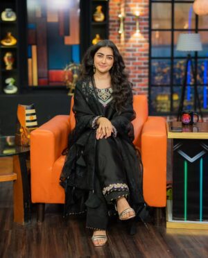 Maha Hasan Instagram - Black is the new black. Period. 🫠

Did you catch me on The Night Show with Ayaz Samoo? 
If not, watch the full episode on YouTube! 

Host with the most: @ayazsamoo
Styling by: @faizruh
Makeup by the best: @humarajput10
Loveliest outfit by: @fatimakhanfashion
Jewellery: @glamberous._